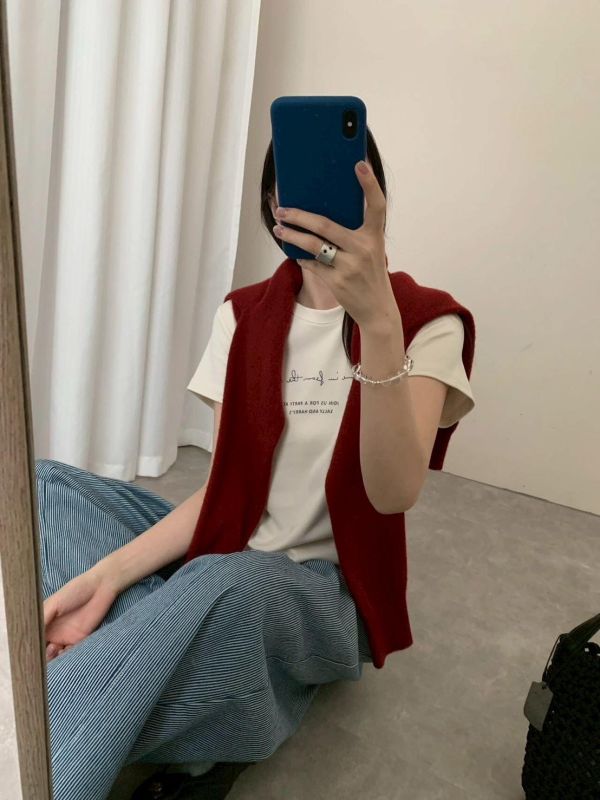 【英文草寫短袖棉T】 