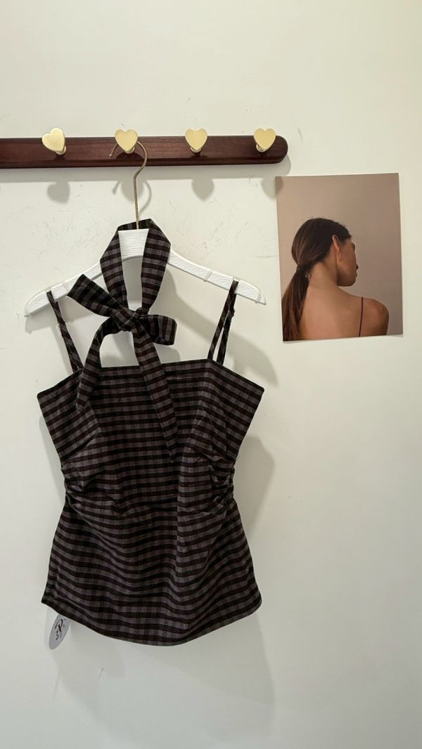 顯瘦格子吊帶上衣 