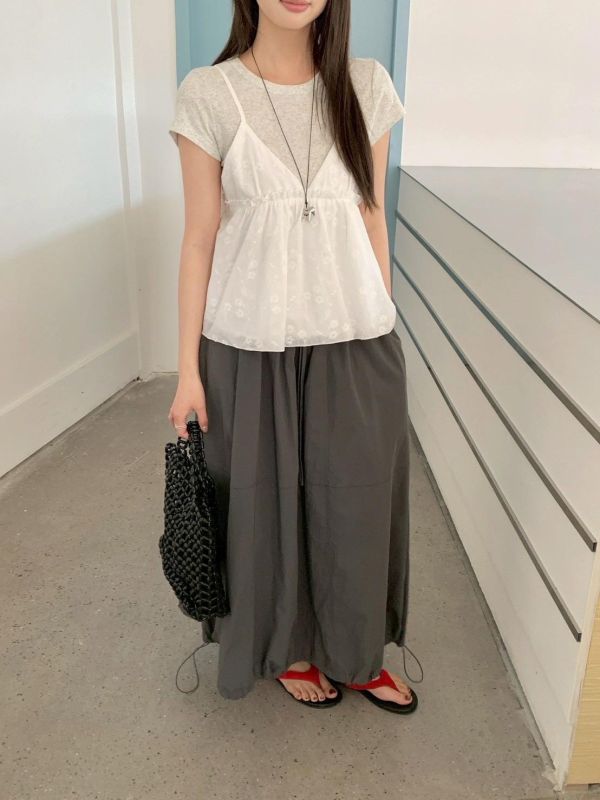 【棉麻刺繡花花吊帶兩件套組】 