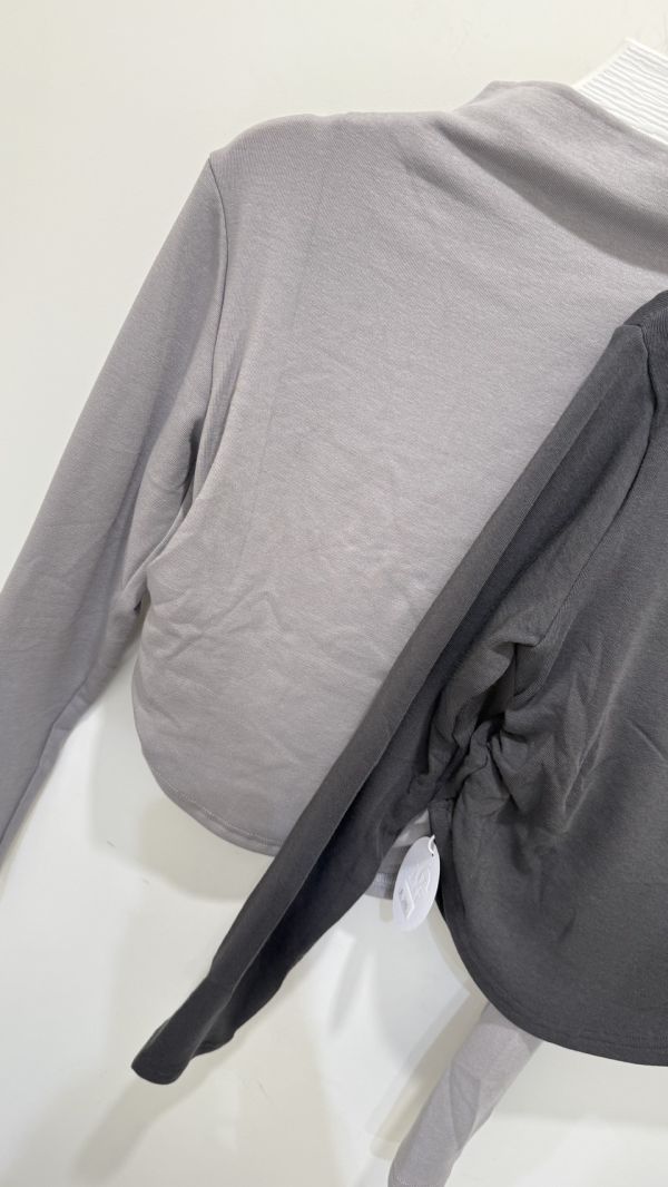 側抓皺小立領親膚上衣 