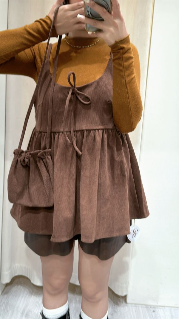 【小立領針織衫+燈芯絨背心裙套裝-附小包】 