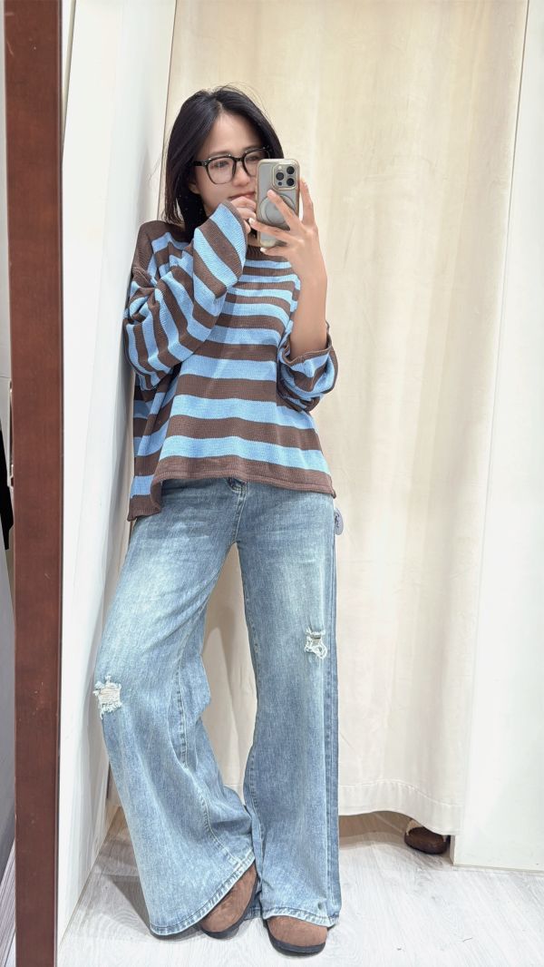 【針織條紋上衣】 