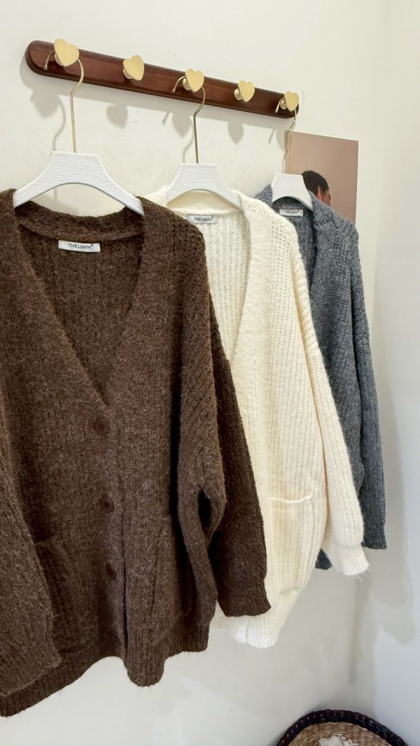 柔霧系蓬鬆開襟針織罩衫 