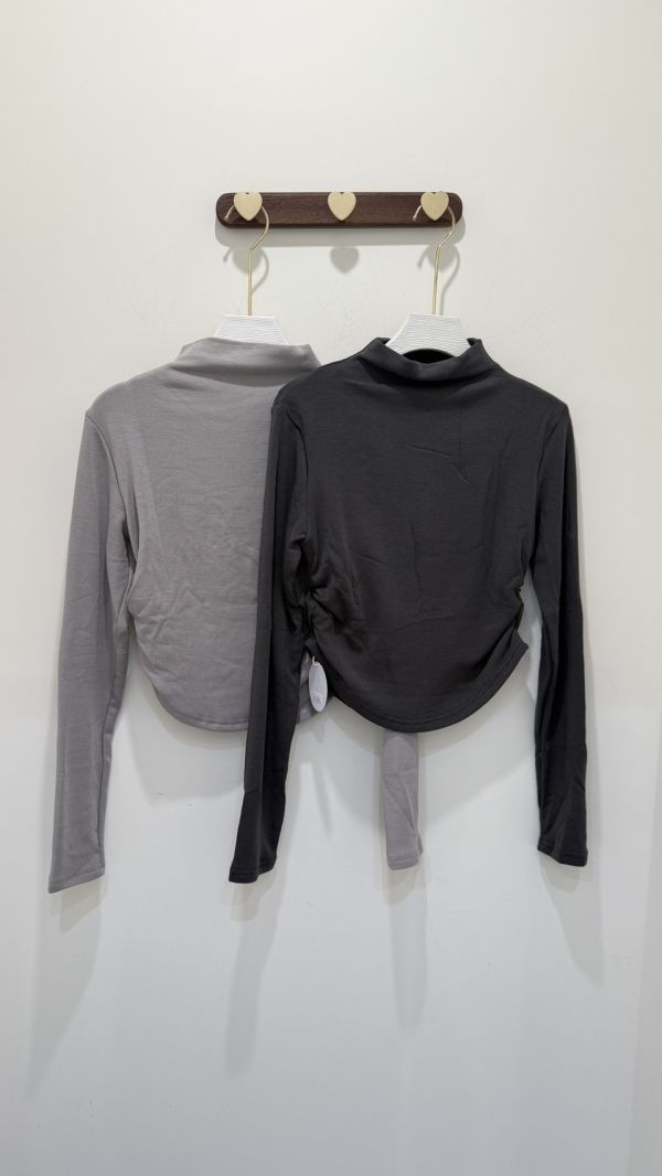 側抓皺小立領親膚上衣 