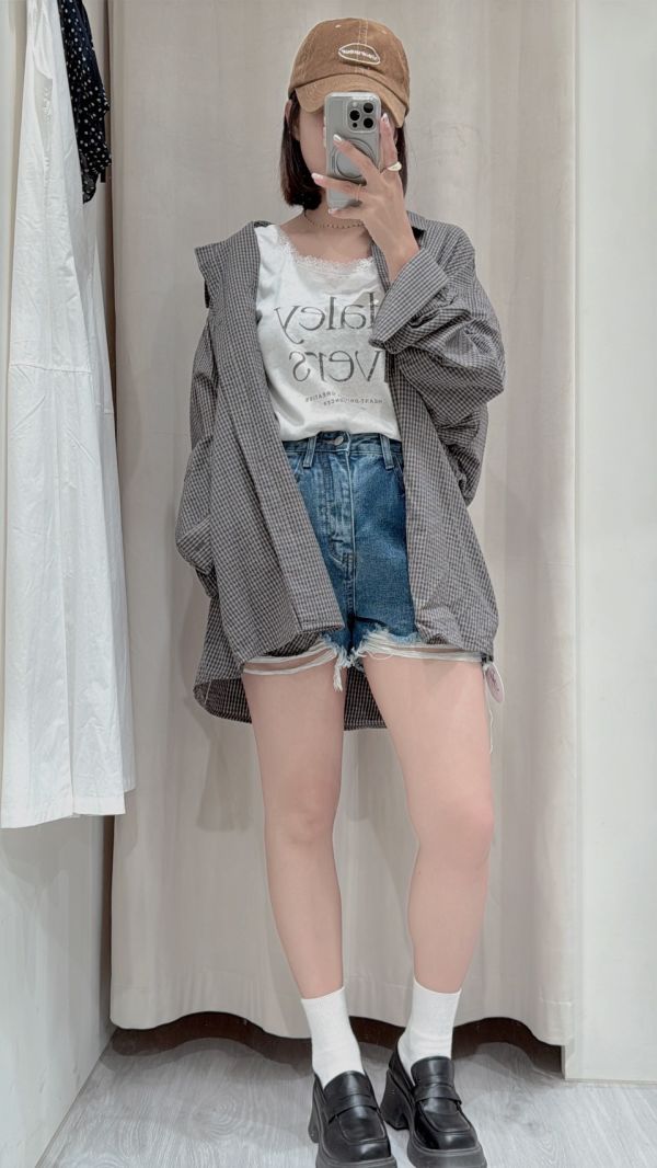 挺闊泡泡格紋長版襯衫 