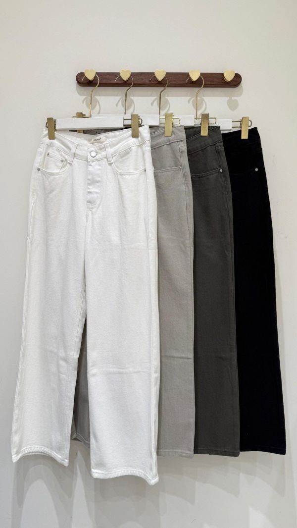 【高腰直筒牛仔褲】 