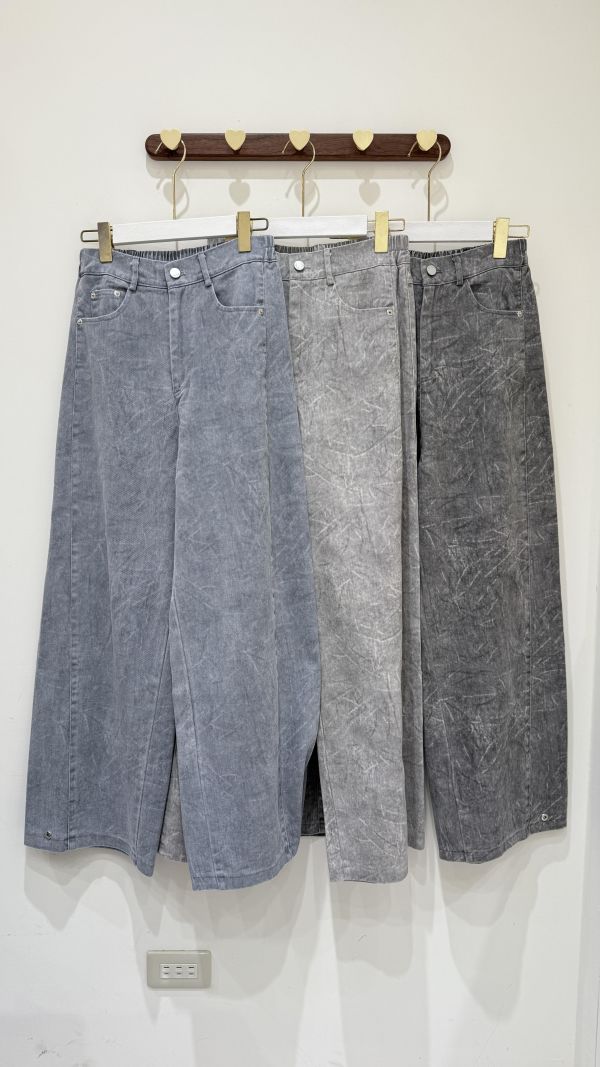 【暈染下釦牛仔褲】 