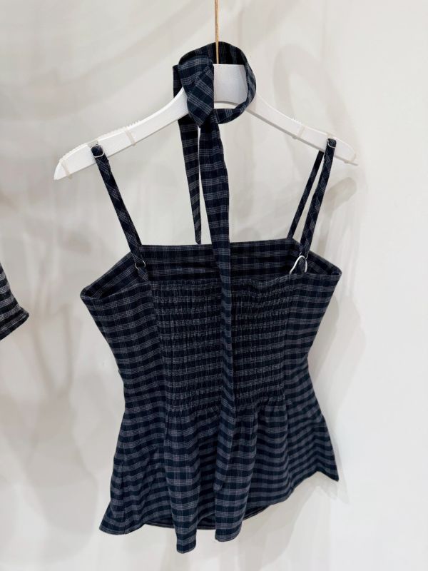 顯瘦格子吊帶上衣 