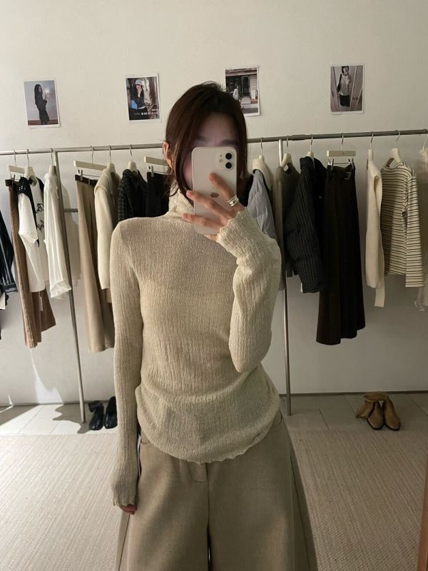 羊毛樹枝紋高領內搭 