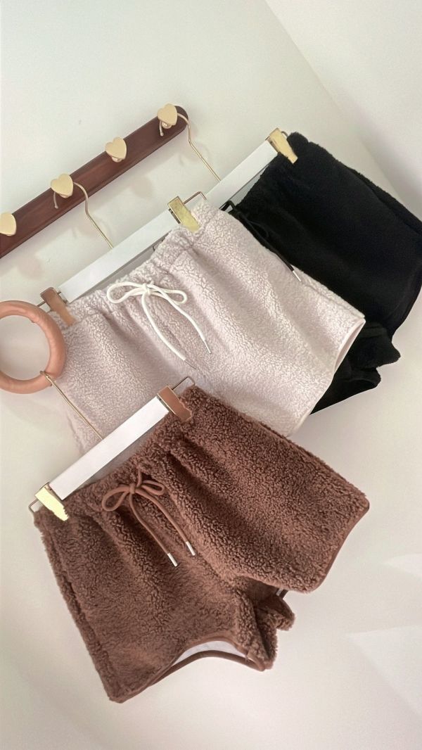 AW【泰迪熊羊羔毛短褲】 