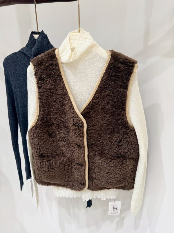 羊毛樹枝紋高領內搭 