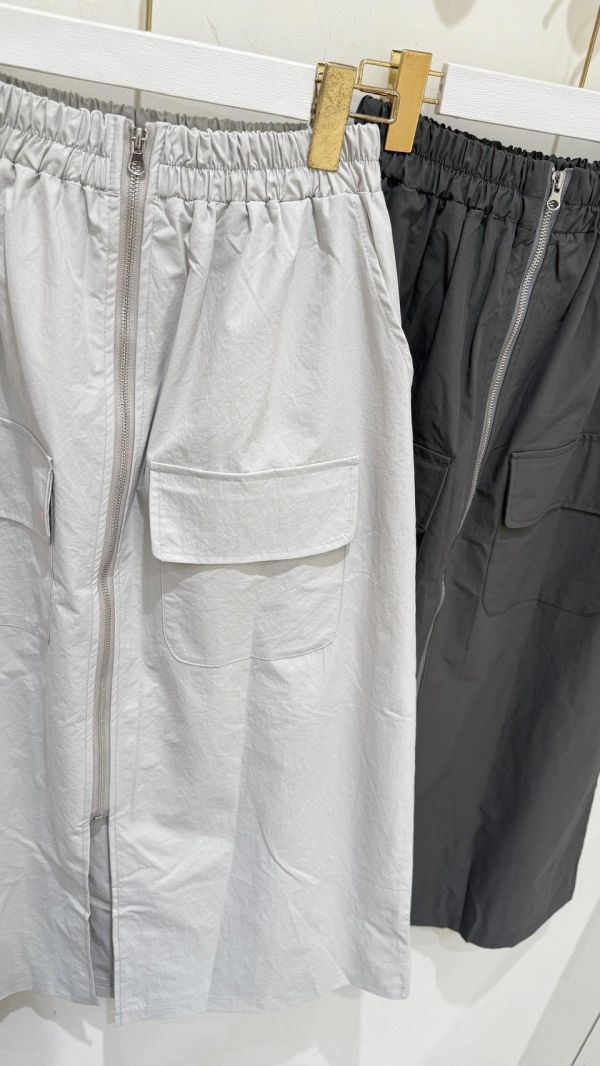 【拉鏈風衣工裝裙】 