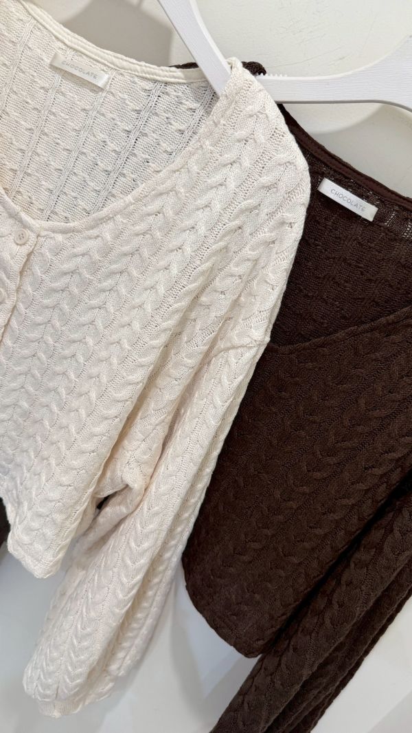 薄款麻花針織上衣 