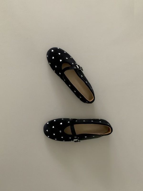 正韓【愛心燙銀絨布娃娃鞋】 