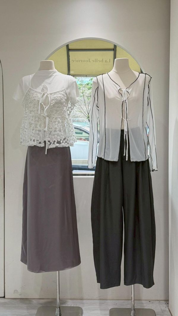 木耳邊網紗綁帶上衣 