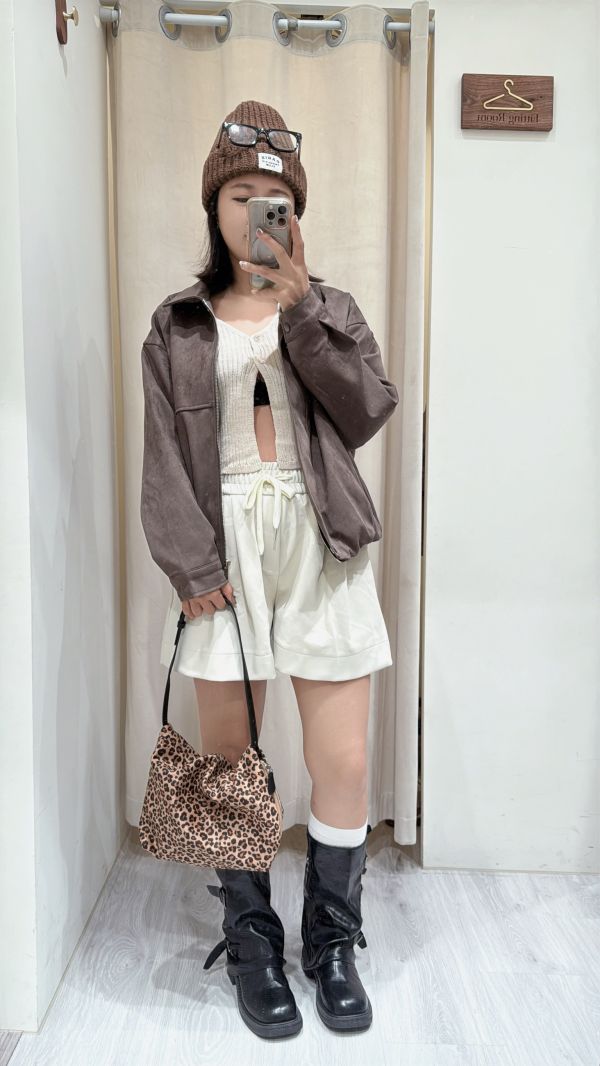 份量感滿滿麂皮外套 