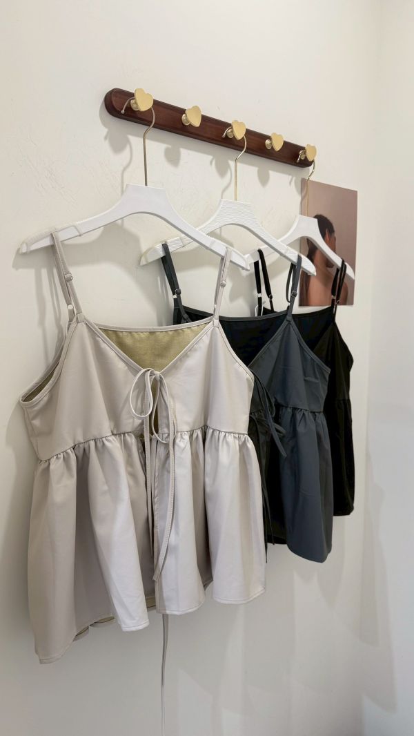 皮革綁帶吊帶背心 