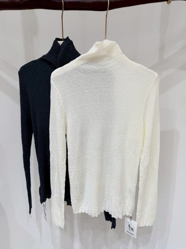 羊毛樹枝紋高領內搭 