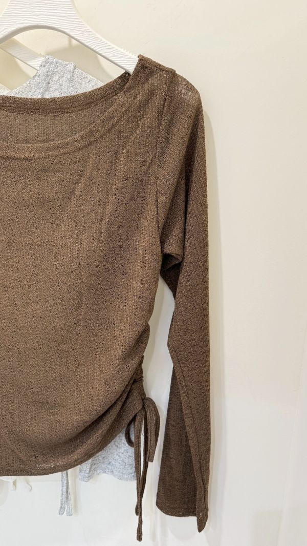 抓皺抽繩透膚罩衫 