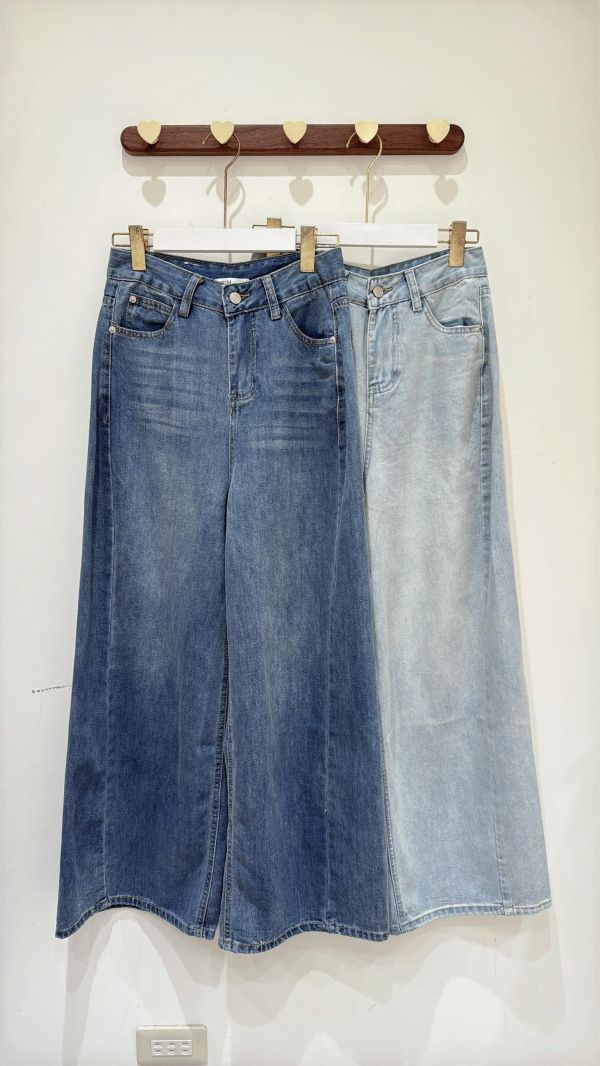 【切線薄款牛仔褲】 