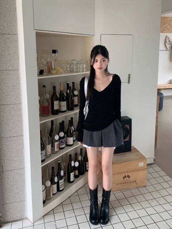 【韓兩件式V領薄上衣】 