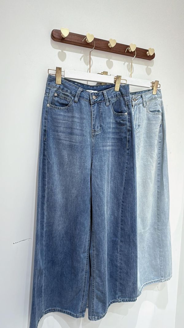 【切線薄款牛仔褲】 