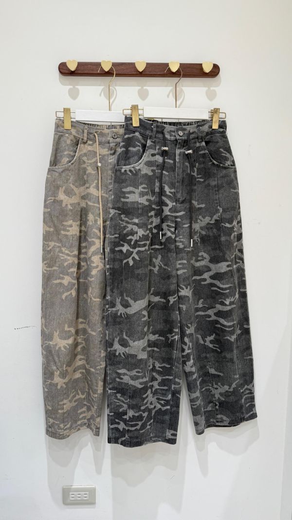 【迷彩繭型牛仔褲】 