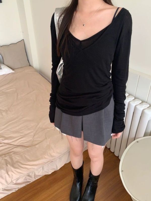 【韓兩件式V領薄上衣】 