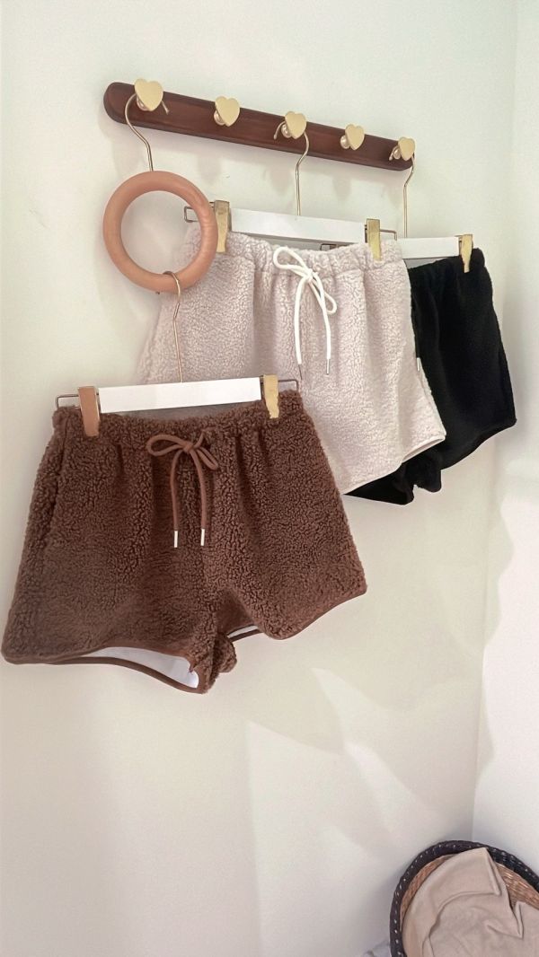 AW【泰迪熊羊羔毛短褲】 