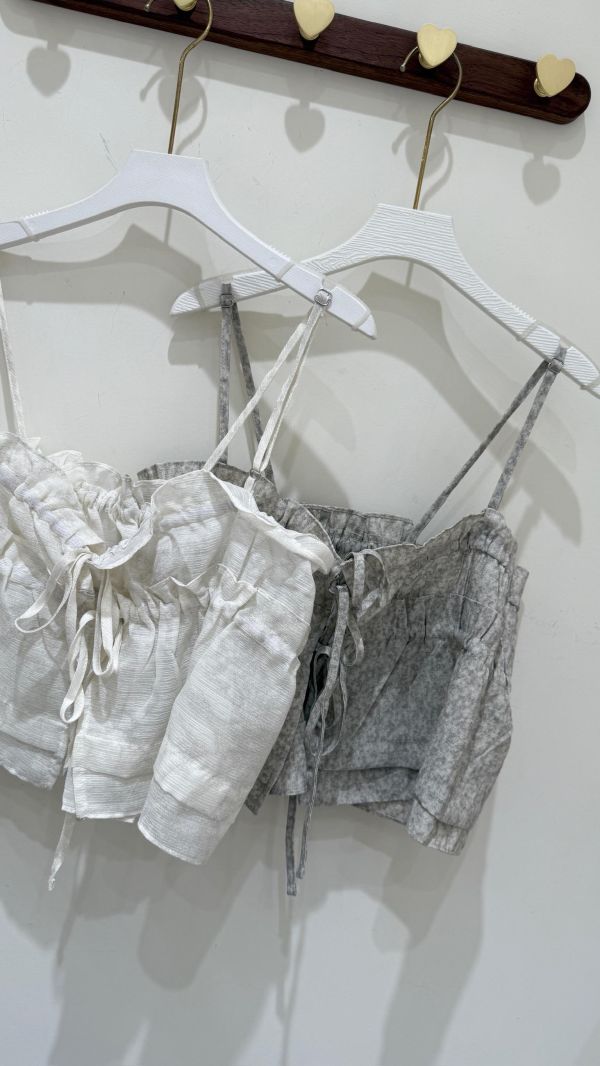 【暈染千層綁帶吊帶背心】 