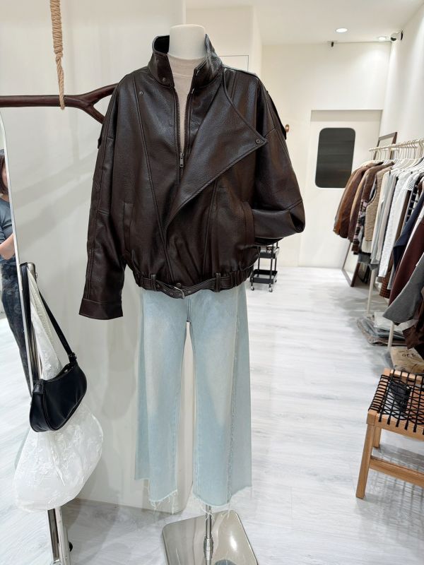 帥氣十足皮革外套 