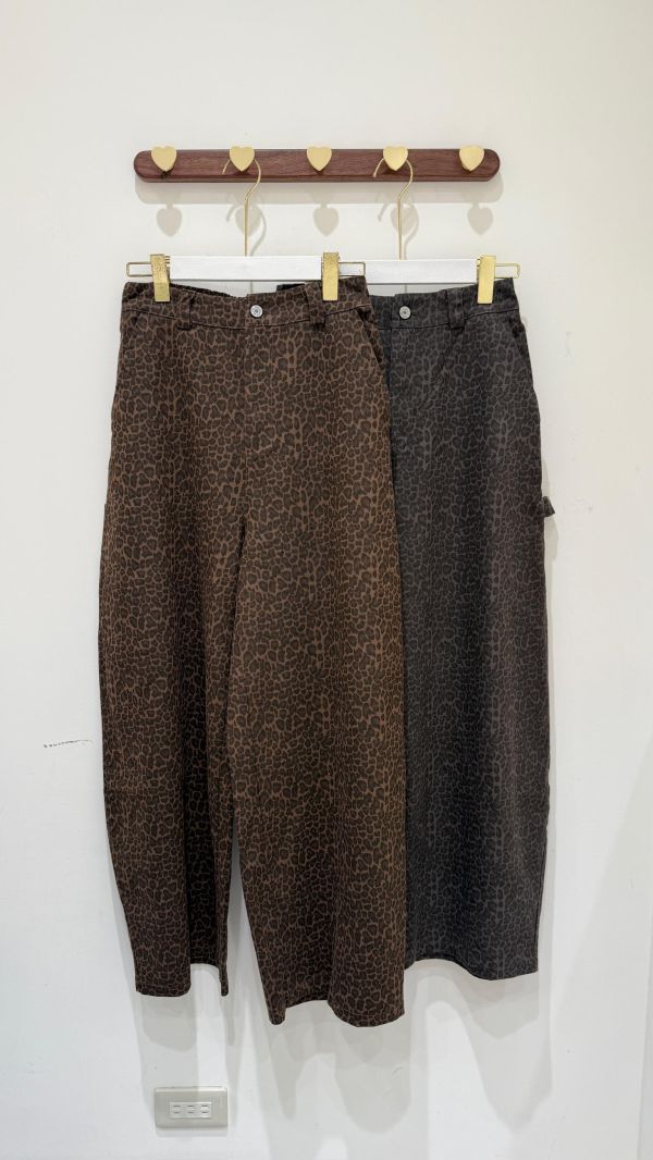 【豹紋工裝繭型褲】 