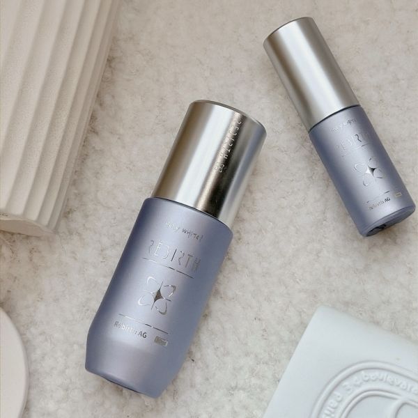 Holy White 新生反重力精華 