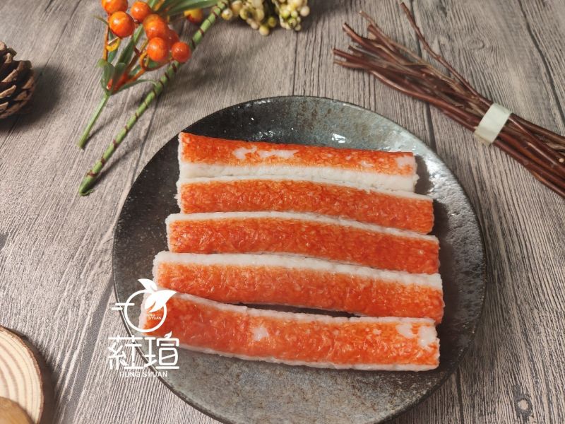 買10送3超值活動  來自日本進口的各式蟹肉棒~吃火鍋必買!沒有過多的粉 口口都是經典,這次推出單一口味一包 口味任選 