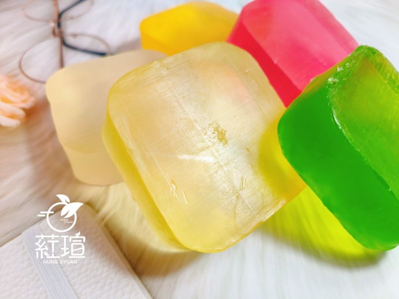 買1送1 淨身除穢清爽手工精油皂 多款香味 一盒4入 