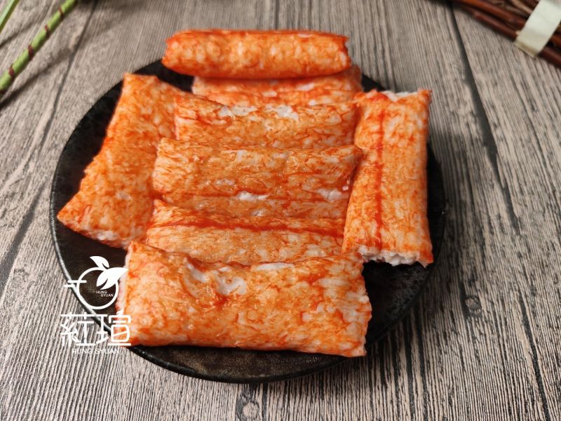 買10送3超值活動  來自日本進口的各式蟹肉棒~吃火鍋必買!沒有過多的粉 口口都是經典,這次推出單一口味一包 口味任選 
