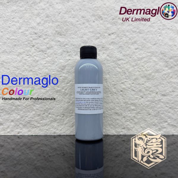 英國岱夢 - 淺灰 LIGHT GREY - Dermaglo ink - 100ML大罐裝 - 隱龍專業刺青器材 隱龍專業刺青紋身器材,進口刺青器材,進口紋身器材,進口紋身耗材,進口紋身顏料色料,進口紋身黑色顏料色料,進口紋身彩色顏料色料,紋身電源,紋身線,紋身踏板腳踏,紋身轉印,紋身針,紋身一體針,紋身傳統長針,紋身針嘴,紋身握柄,紋身修護膏,紋身凡士林,紋身保養,紋身機,刺青機,紋身筆型機,紋身馬達機,紋身直驅機,紋身彈片機,紋身線圈機,紋身床,紋身工作車,紋身扶手,紋身用品,紋身套組。