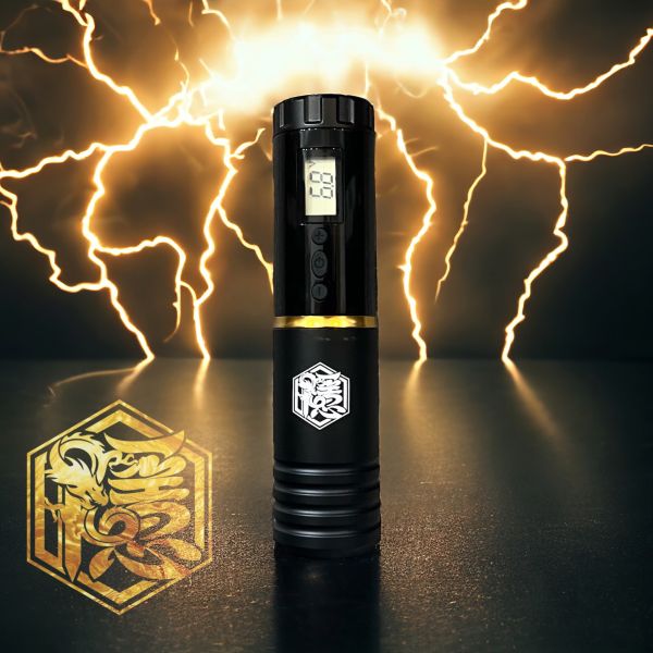 二代 - 雙電池 無線筆 無線紋身筆型機 - 全套組 - 軸距行程 4.0MM - 黑款 - 隱龍刺青紋身器材 隱龍專業刺青紋身器材,進口刺青器材,進口紋身器材,進口紋身耗材,進口紋身顏料色料,進口紋身黑色顏料色料,進口紋身彩色顏料色料,紋身電源,紋身線,紋身踏板腳踏,紋身轉印,紋身針,紋身一體針,紋身傳統長針,紋身針嘴,紋身握柄,紋身修護膏,紋身凡士林,紋身保養,紋身機,刺青機,紋身筆型機,紋身馬達機,紋身直驅機,紋身彈片機,紋身線圈機,紋身床,紋身工作車,紋身扶手,紋身用品,紋身套組。