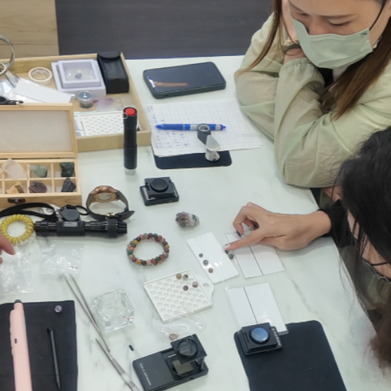 線下寶石課程(到店學習) 水晶,寶石課程,水晶課程,水晶教學,台中寶石鑑定課程