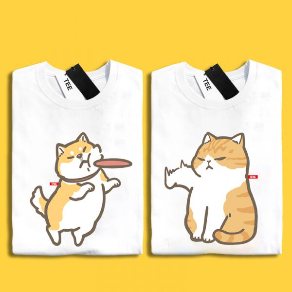 Cat & Shiba Inu Frisbee Catch Tee Cat & Shiba Inu Frisbee Catch Tee