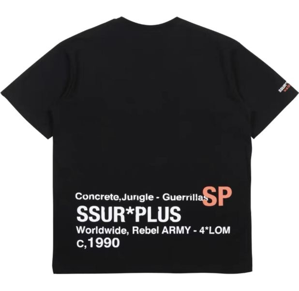 SSUR PLUS 說明書系列下擺LOGO 短袖T恤 