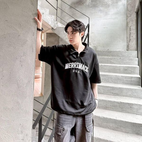 【現貨+預購】MERRIMACK半高領拉鍊刺繡POLO衫 