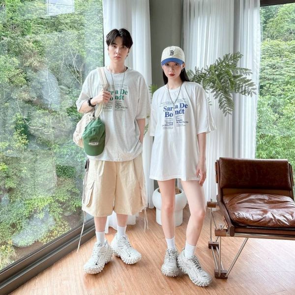 Sar a De Bo ndt 英字斷層Tee 