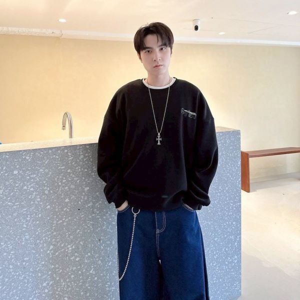 日文虎斑貓吃麵刷毛大學Tee 