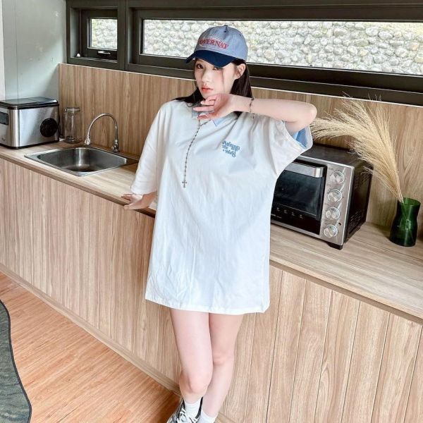 【現貨】發泡字型球形構圖短Tee 