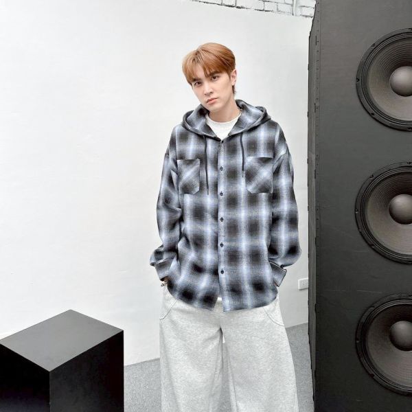 【現貨】口袋抽繩帽子格紋襯衫 