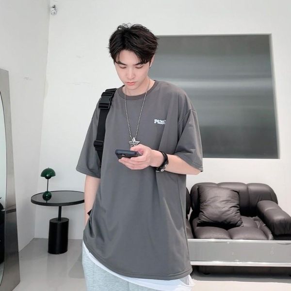 【現貨】超Q滿版貓咪貼圖短Tee 