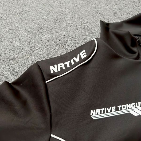 NATIVE賽車風高領衛衣 