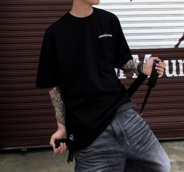 【預購】哥德字母印花短Tee 