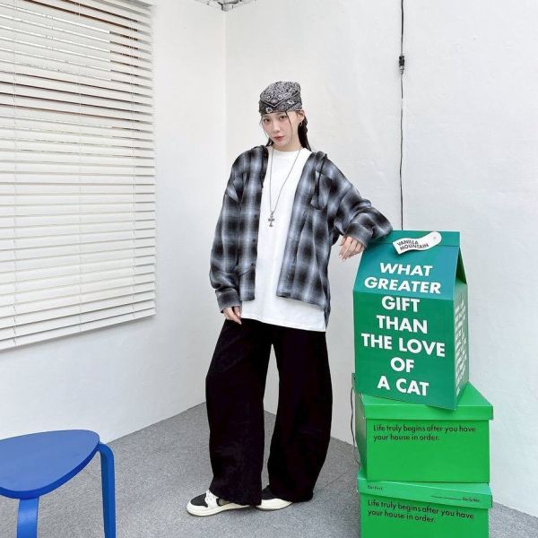 【現貨】口袋抽繩帽子格紋襯衫 